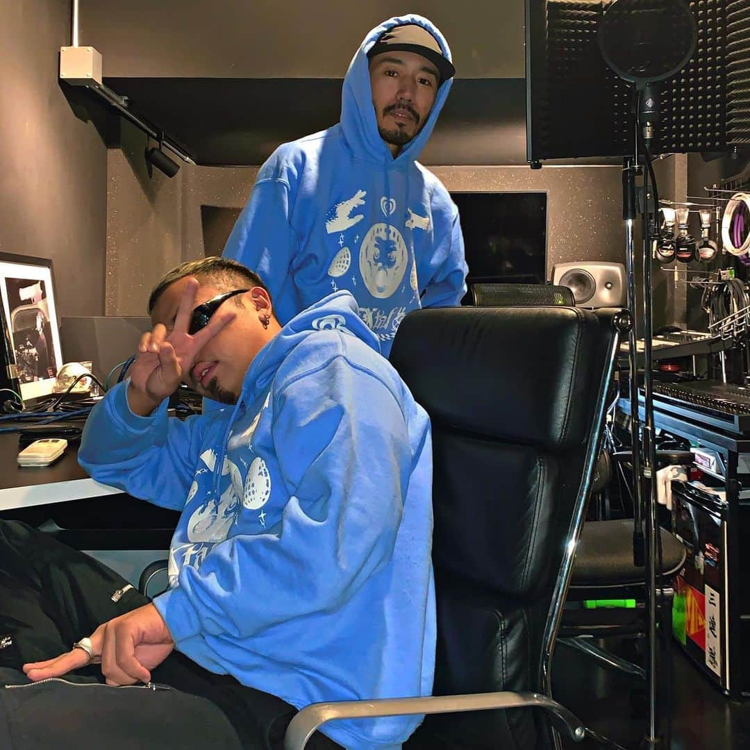DJ DARUMAのインスタグラム：「Studio Studio Studio 🇯🇵Chaki Zulu & kZm」