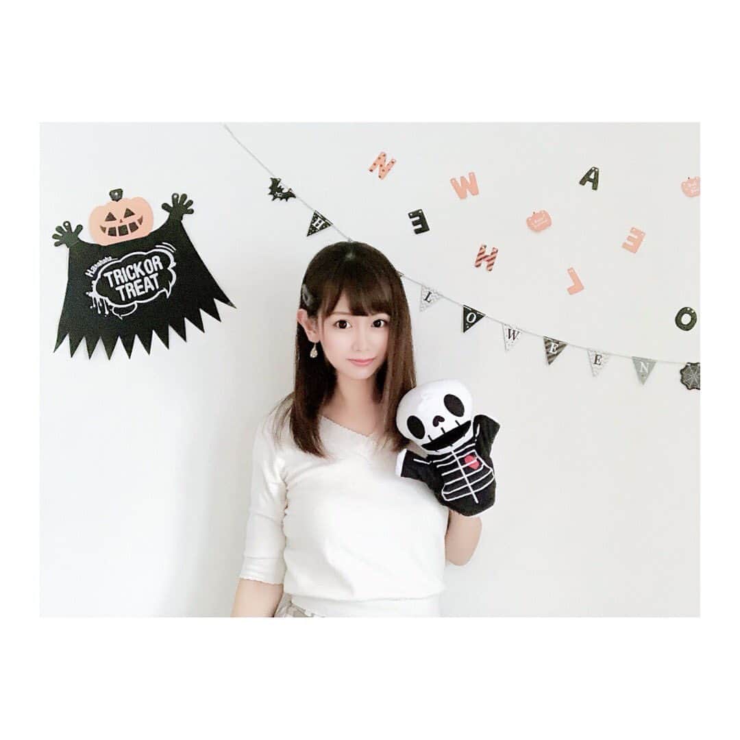のインスタグラム：「我が家のハロウィン飾り🎃👻 #ハロウィン飾り　#お家ハロウィン #ダイソー　#セリア　#100均 #フォトスポット　#お家でインスタ映え」