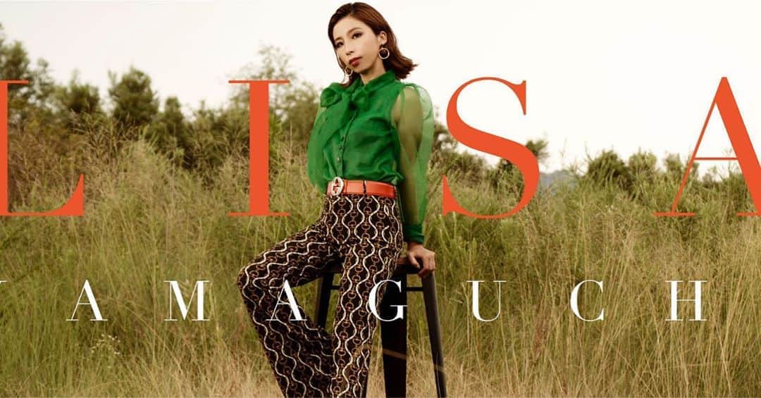 山口リサのインスタグラム：「《ご報告》リリースアコースティックライブまでちょうど1か月になりました🧡  そして第二子を授りました。ライブ前に伝えるのは迷いましたが、お腹の成長具合は隠せないので(2人目って本当お腹出るの早い‼️)、ライブ登場と共にバレバレになるのもなぁと思い、今報告させてもらいましたw  無事に安定期に入って、子育てしながらの久しぶりのライブです。  これでまたしばらく活動が止まってしまうのが心苦しいですが、その前にみんなにライブで会えたら嬉しいです😆  幸い悪阻もなく健康妊婦ですので、心配なさらずライブも楽しんでいってください😘  詳しくはプロフィールのURLよりCHECKお願いします‼️」