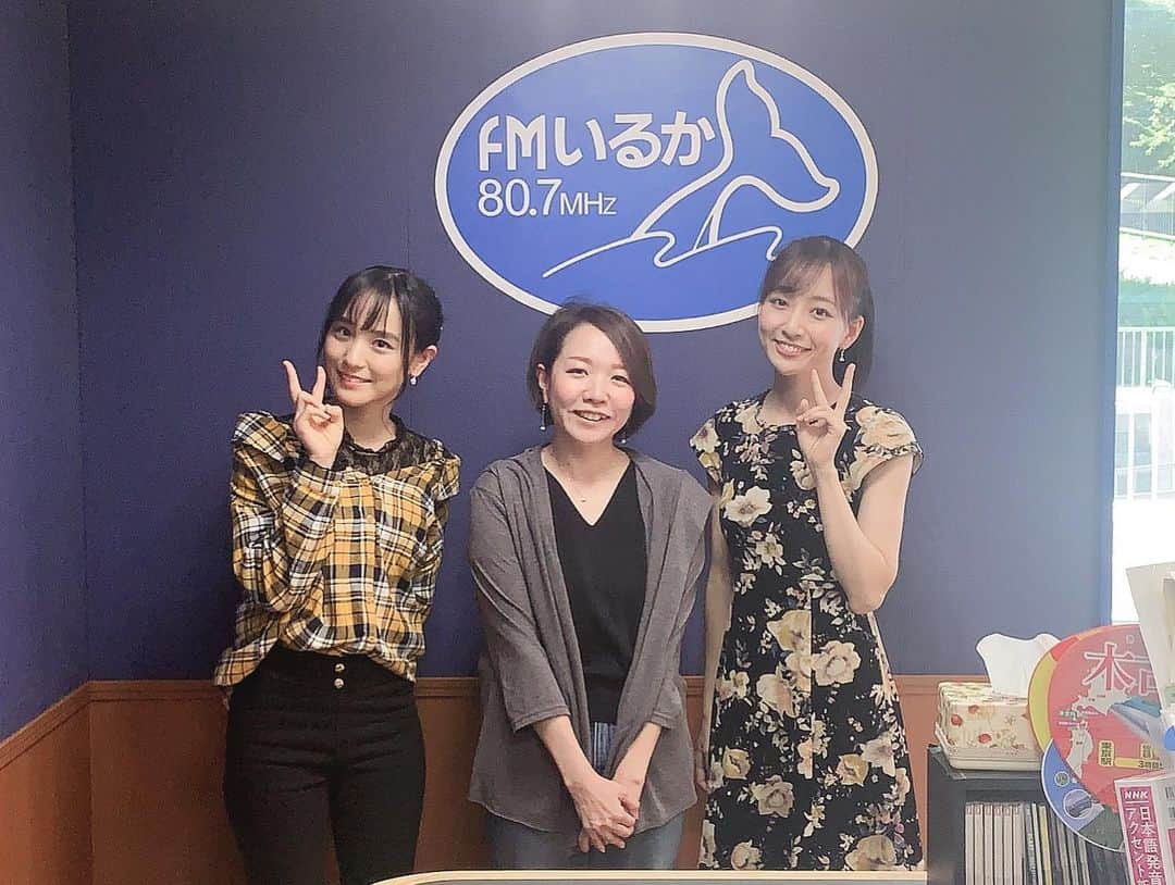長谷川萌美さんのインスタグラム写真 - (長谷川萌美Instagram)「. . 「遥々来たよ函館〜♪」 . 北海道 ツアー 5日目☀️ .  #函館 に #江差 から前乗り！ . 前日の嵐から一転して晴天観光見学！ . 載せきれない☺︎♡ 動画もあります 初出しもあります .  #ビタスイ  #北海道 #ツアー #どんぶり横丁 #海鮮 #夕張メロン #夕張メロンソフト #切子 #切子グラス #キリコ #ガラス #ピアス #ラッキーピエロ #fmいるか #日本初コミュニティfm #遠ラブ #live #クレモナホール #へ」10月17日 20時18分 - moemi_hasegawa