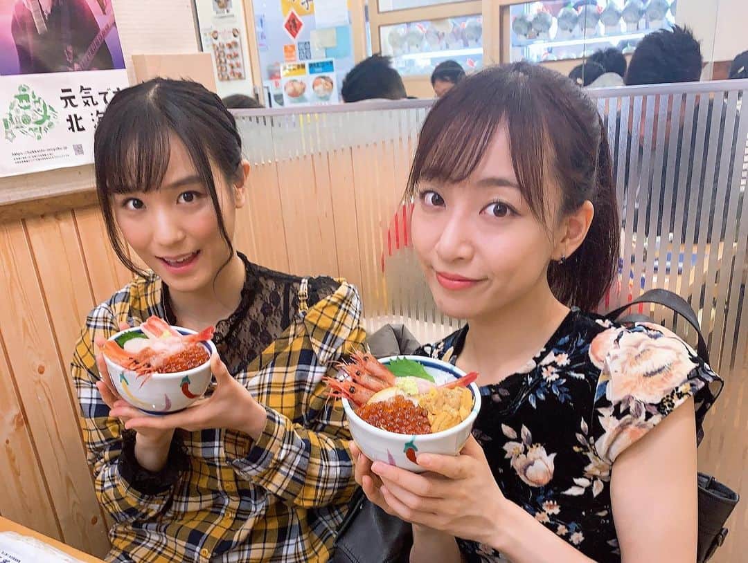 長谷川萌美さんのインスタグラム写真 - (長谷川萌美Instagram)「. . 「遥々来たよ函館〜♪」 . 北海道 ツアー 5日目☀️ .  #函館 に #江差 から前乗り！ . 前日の嵐から一転して晴天観光見学！ . 載せきれない☺︎♡ 動画もあります 初出しもあります .  #ビタスイ  #北海道 #ツアー #どんぶり横丁 #海鮮 #夕張メロン #夕張メロンソフト #切子 #切子グラス #キリコ #ガラス #ピアス #ラッキーピエロ #fmいるか #日本初コミュニティfm #遠ラブ #live #クレモナホール #へ」10月17日 20時18分 - moemi_hasegawa
