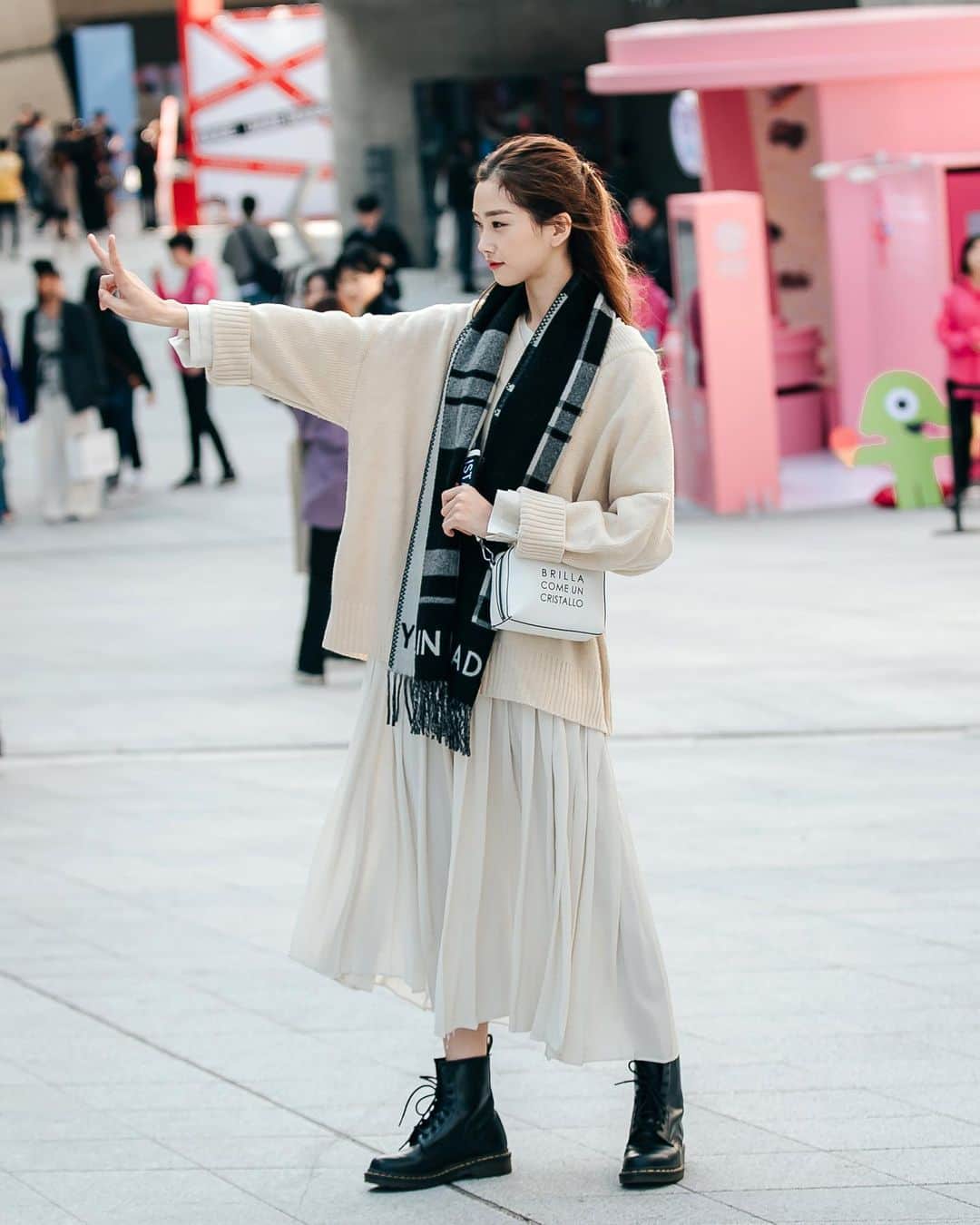 가로수길 , Seoulさんのインスタグラム写真 - (가로수길 , SeoulInstagram)「SFW Street Fashion Style Thx @leessseoyeon 🔥🔥 항상 밝은 서연이」10月17日 20時33分 - jaylim1