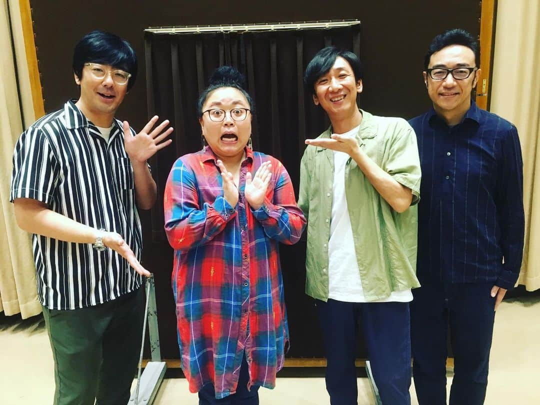 角田晃広さんのインスタグラム写真 - (角田晃広Instagram)「本日、 NHKラジオ第1 夜8時05分から 『東京03の好きにさせるかッ！』 ゲストはニッチェの江上さん。  そして、 HANDMADE WORKS 2019のDVD &Blu-ray発売されました！是非！  さらに本日は『人間味風』 岡山公演！お待ちしております。  #東京03#ニッチェ#バナナマン#ハンドメイドワークス#人間味風」10月17日 11時49分 - akihiro_kakuta