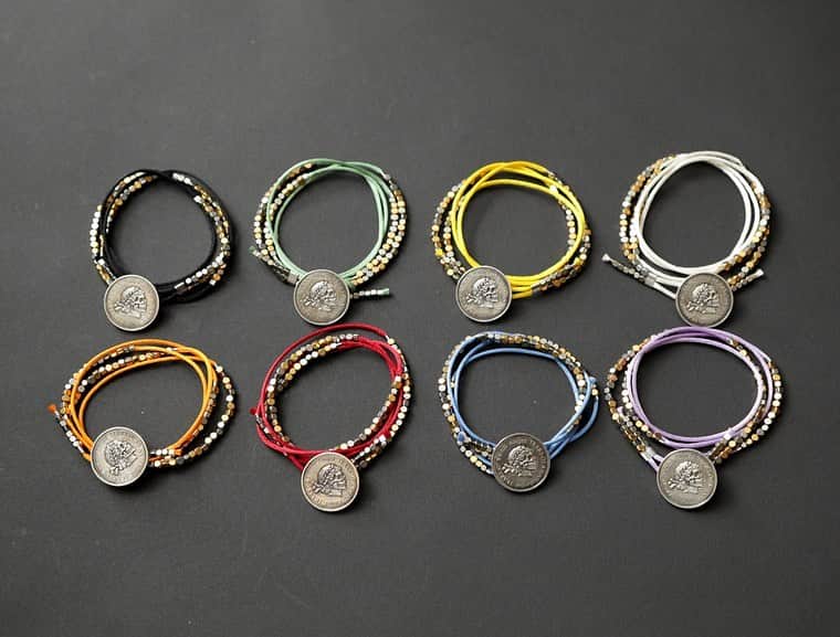 のインスタグラム：「TEARS OF SWAN×Amijed 2WAY BRACELETになります!! 名古屋PARCO店頭、official webshopでも引き続きオーダー受付中になりますので宜しくお願い致します(^^)💍📝 TEARS OF SWAN×Amijed/DEPARTMENT STORE TOUR-2019  BRAND:Tears of Swan  Amijed  DAY:2019.10/17(thur)〜10/23(wed) TIME:10:00〜21:00 名古屋PARCO 〒460-0008 愛知県名古屋市中区栄3-29-1 西館1Fエスカレーター前  http://tears-of-swan.shop-pro.jp/?pid=144289092 (webshopでのオーダー分は11月中旬の発送になります) ※プロフィール下のURLからofficial websiteがご覧頂けます  @tears_of_swan  #tearsofswan  @amijed_official  #amijed #2waybracelet  #bracelet  #anklet #choker  #ブレスレット #アンクレット #チョーカー  #名古屋パルコ #nagoyaparco」
