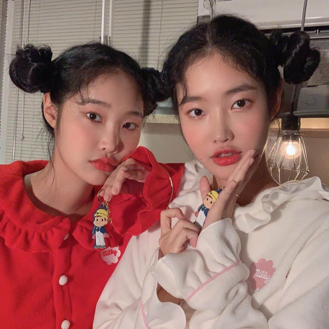 Chuuのインスタグラム：「❤️peko X chuu GoGo88 ⓒ2019 FUJIYA❤️」
