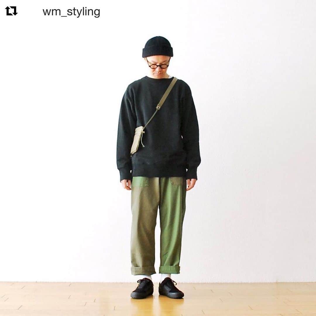 wonder_mountain_irieさんのインスタグラム写真 - (wonder_mountain_irieInstagram)「#Repost @wm_styling with @get_repost ・・・ ［#19AW_WM_styling.］ _ styling.(height 175cm weight 59kg) cap→ #crepuscule ￥6,600- eyewear→ #LescaLUNETIER ￥40,700- sweat→ #THENORTHFACEPURPLELABEL ￥16,500- pants→ #HOLLYWOODRANCHMARKET ￥19,800- shoes→ #VANS ￥11,000- bag→ #FreshService ￥7,480- _ 〈online store / @digital_mountain〉 → http://www.digital-mountain.net _ 【オンラインストア#DigitalMountain へのご注文】 *24時間受付 *15時までのご注文で即日発送 *1万円以上ご購入で送料無料 tel：084-973-8204 _ We can send your order overseas. Accepted payment method is by PayPal or credit card only. (AMEX is not accepted)  Ordering procedure details can be found here. >>http://www.digital-mountain.net/html/page56.html _ 本店：@Wonder_Mountain_irie 系列店：@hacbywondermountain (#japan #hiroshima #日本 #広島 #福山) _」10月17日 12時49分 - wonder_mountain_