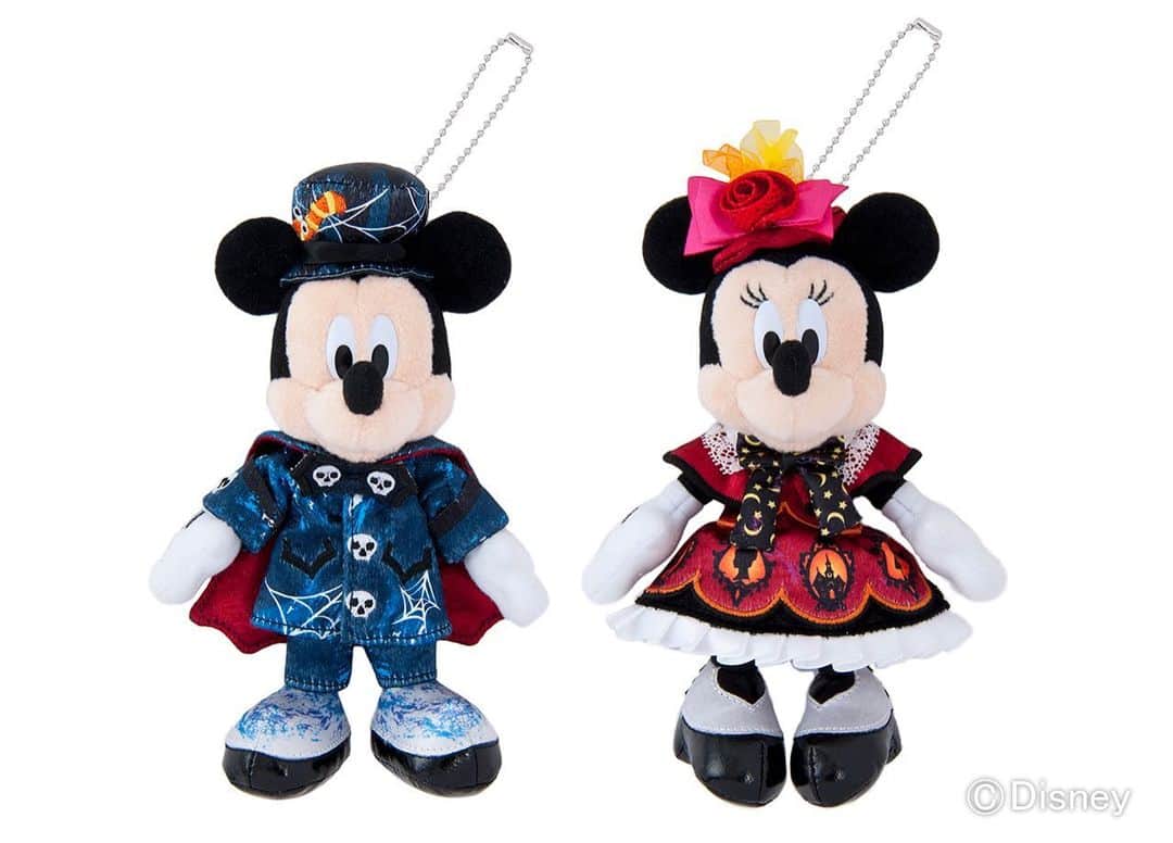 高橋みなみの「これから、何する？」さんのインスタグラム写真 - (高橋みなみの「これから、何する？」Instagram)「＼💗ベルちゃんの📷フォトレポート！／ ハロウィーン装飾をモチーフにしたスペシャルグッズをご紹介！ 『スプーキー“Boo!”パレード』の衣装を着たミッキーマウス、ミニーマウスのぬいぐるみバッジ。 各1,900円  #これなに #これから東京ディズニーリゾートいっちゃう？」10月17日 14時31分 - korenanitfm