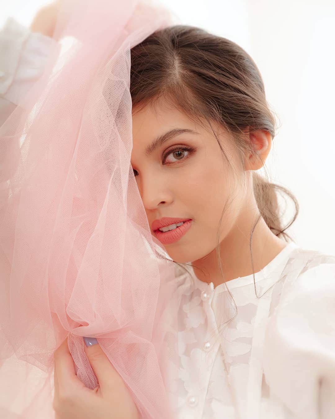 メイン・メンドーサのインスタグラム：「tulle loviiiin」