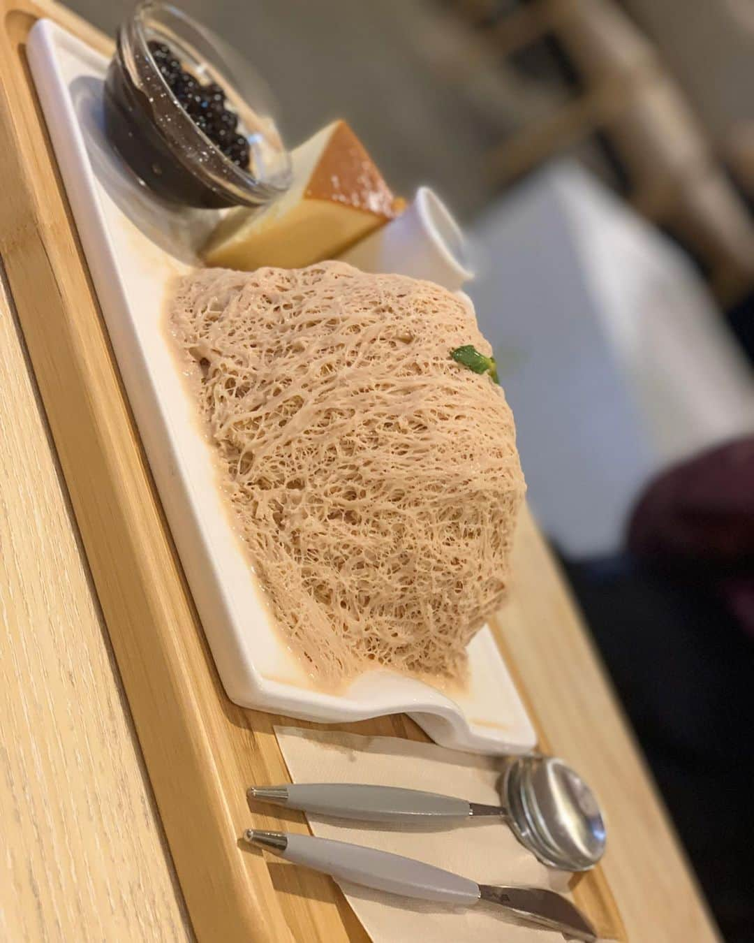 高村みどりさんのインスタグラム写真 - (高村みどりInstagram)「先月あやなと新大久保へ🍧❤ かき氷とケーキ美味しかった☺️」10月17日 15時27分 - midopi_t