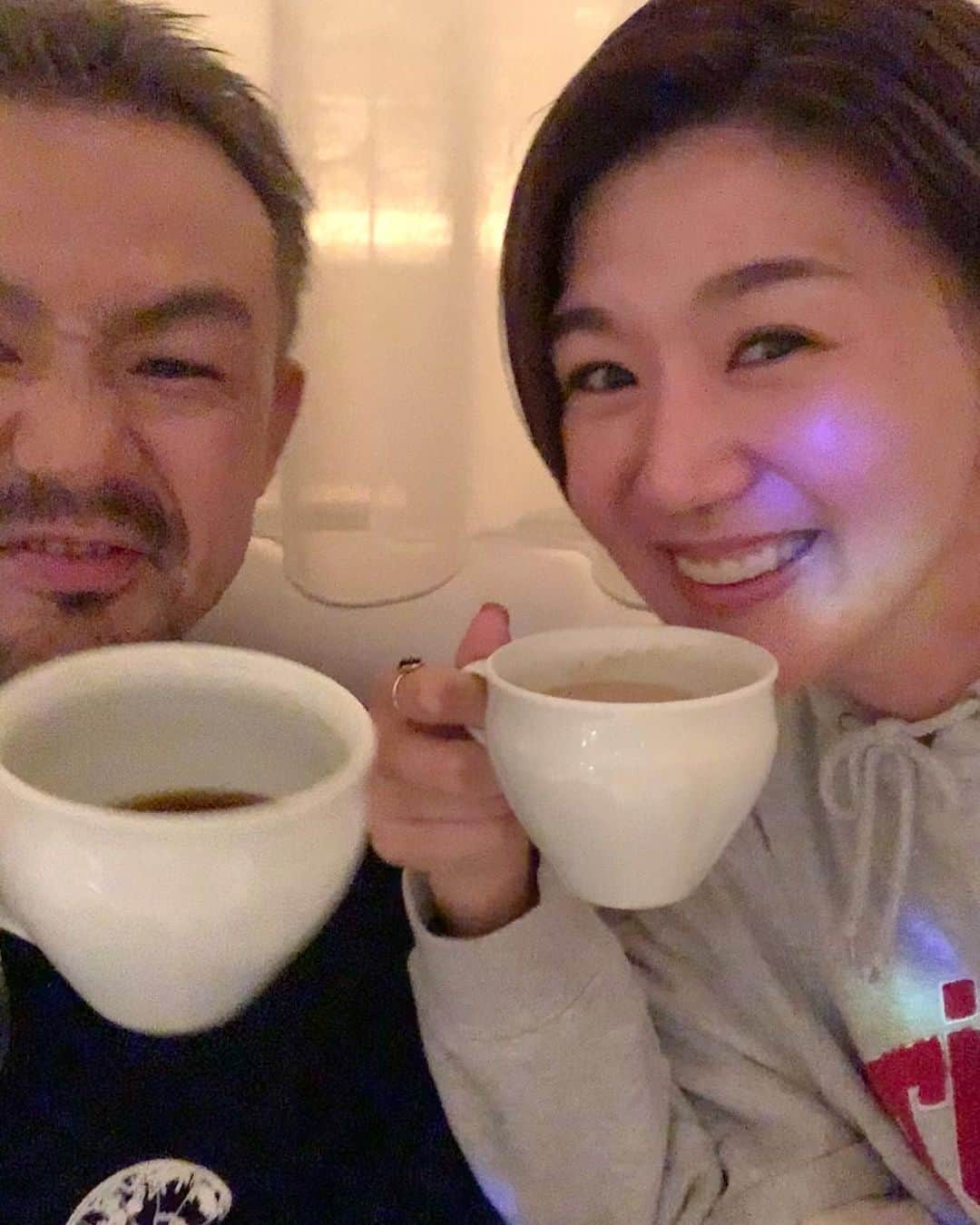 栗原恵さんのインスタグラム写真 - (栗原恵Instagram)「🌰 兄とカフェタイム☕️ ・ ・ いい時間🤝 ・ ・ #兄妹 #広島 #bigbrother」10月17日 15時23分 - megumi_kurihara_official