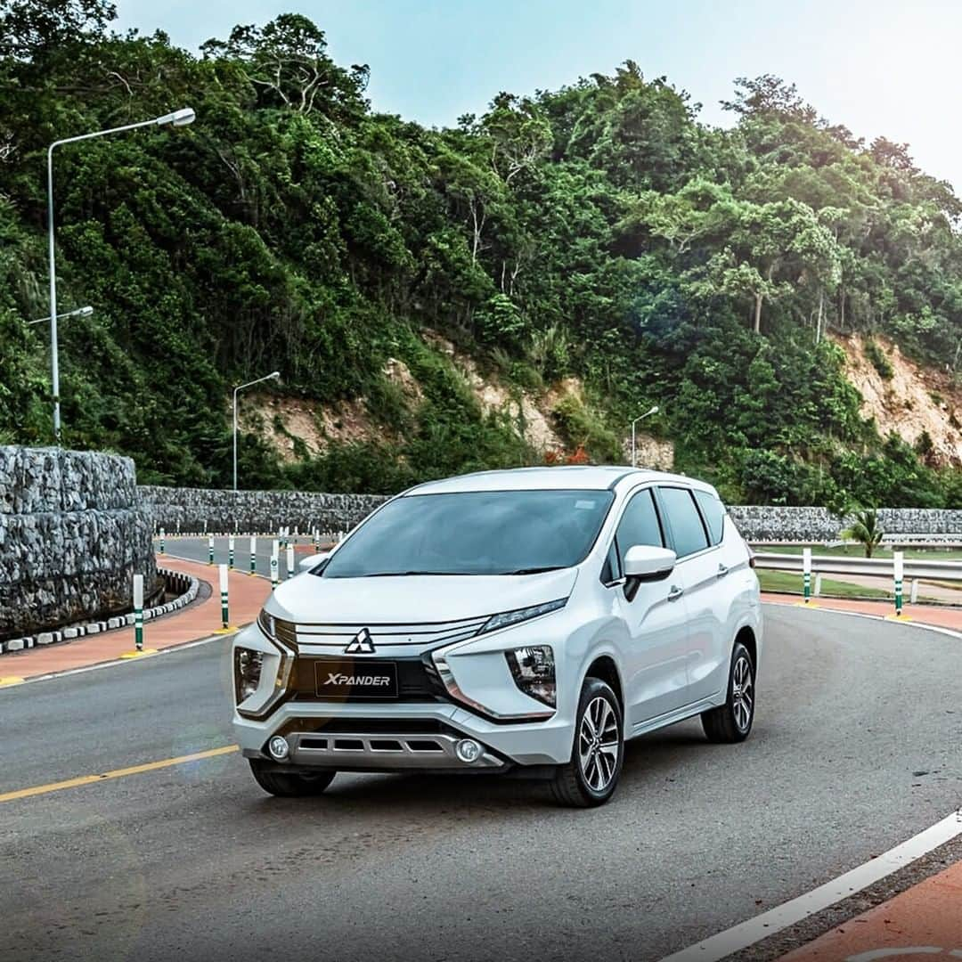 Mitsubishi Motors Thailandさんのインスタグラム写真 - (Mitsubishi Motors ThailandInstagram)「ปลอดภัยในการขับขี่ได้มากกว่า ด้วยระบบควบคุมเสถียรภาพการทรงตัว (ASC) ใน All New Xpander  #MitsubishiMotorsThailand #MitsubishiMotors #Xpander #ExpandYourPossibilities」10月17日 21時00分 - mitsubishimotorsth