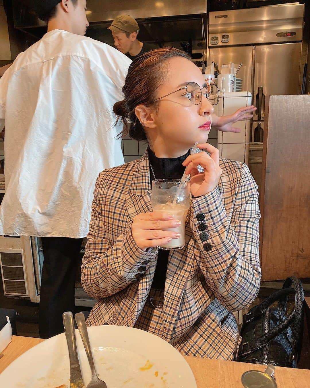 Julia Castroさんのインスタグラム写真 - (Julia CastroInstagram)「🐻🦉🍪🍂🦌🎻🌰🥯 . #autumn #fall #fashion #ootd #outfit #outfitoftheday #brown #girls #style #brownfashion #brownstyle #hairstyle #tokyo #japan #秋服 #ファッション #チェック柄 #茶色 #ベージュコーデ #セットアップ #秋 #秋ファッション #julifashion」10月17日 21時05分 - julia.c.0209