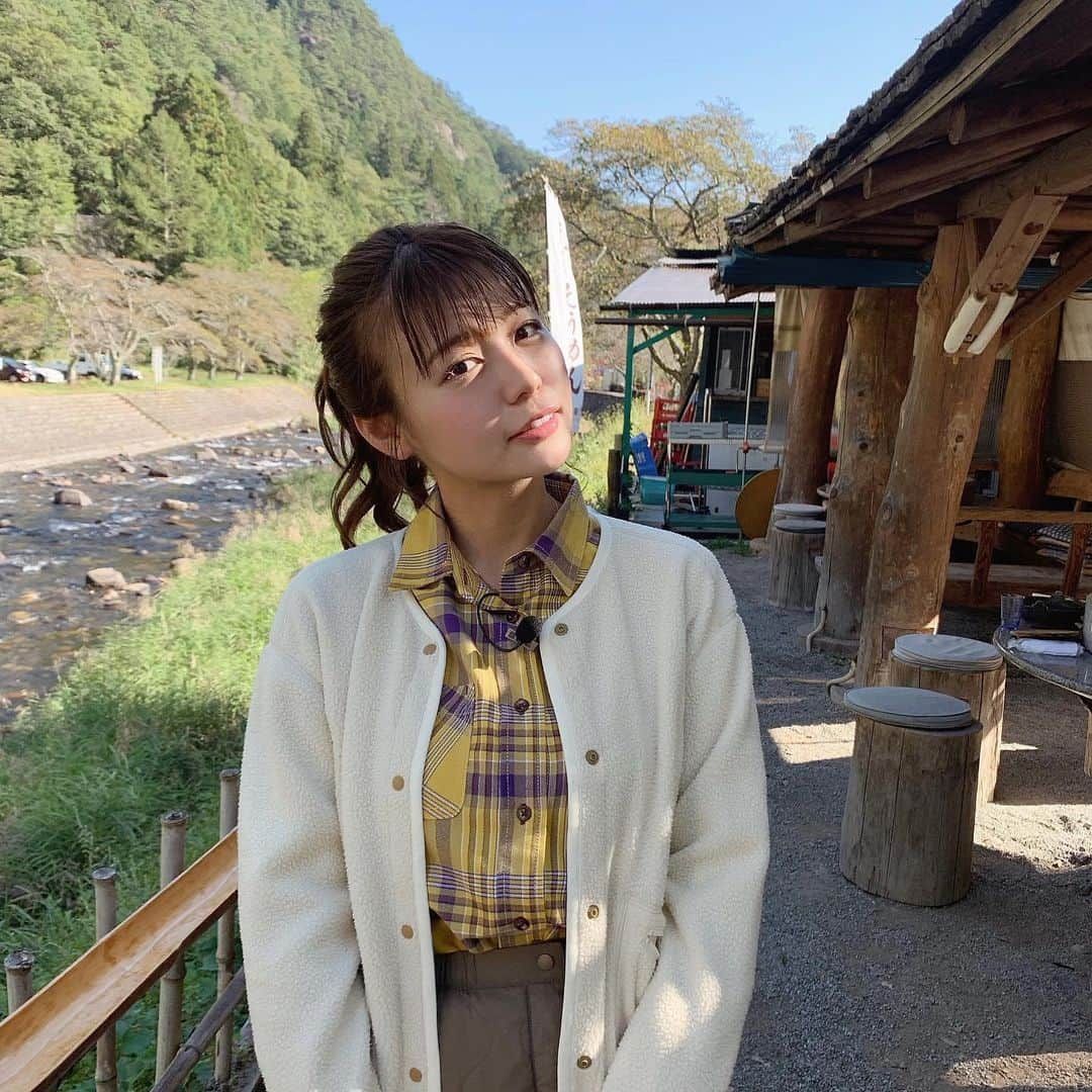 井口綾子さんのインスタグラム写真 - (井口綾子Instagram)「出演情報です💛 明日10月18日(金)15:40〜 テレビ東京『よじごじDays』に出演させていただきます☺️✨ 渡辺正行さんと山梨・昇仙峡で開運トレッキングに行ってきた様子がVTRで放送されます🏔🚶‍♀️ リーダー、優しくて面白くてすっごく楽しかった〜！！ みなさんぜひ見てください🙇‍♀️」10月17日 16時17分 - ayako_inokuchi