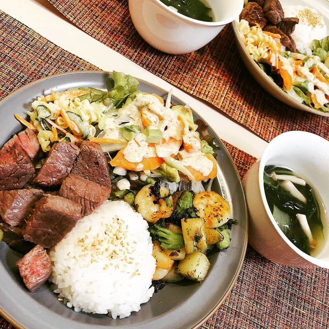 大山啓輔のインスタグラム：「. . Kei's kitchen😎 . #上達してまいりました #趣味復活 #ワンプレートごはん #おうちごはん #dinner #有輝いじってくんなよ」