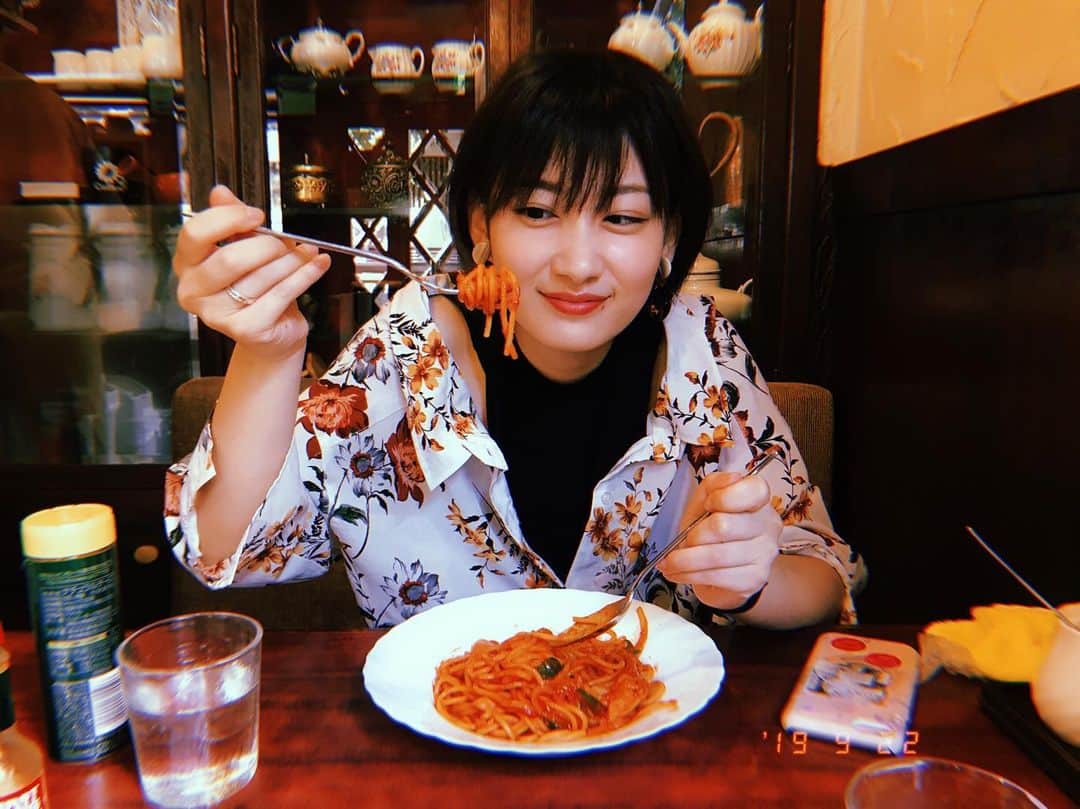 佐藤千亜妃のグルメインスタ