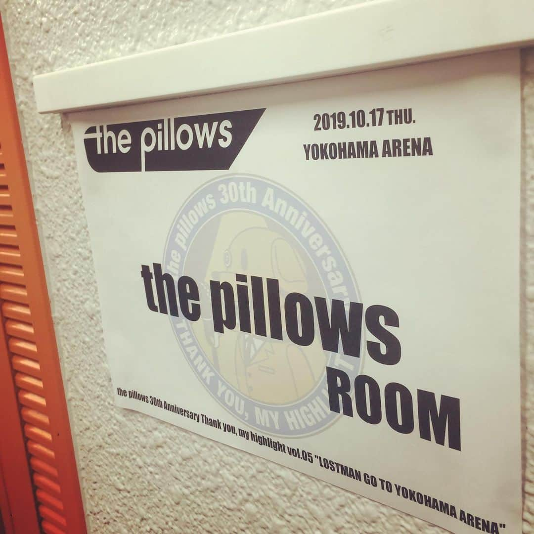 橋本塁さんのインスタグラム写真 - (橋本塁Instagram)「本日の現場は横浜アリーナでの「the pillows 30th Anniversary Thank you, my highlight VOL5 “LOSTMAN GO TO YOKOHAMA ARENA”」ピロウズ30周年記念ワンマンライブ撮影！今日も今日とてヴァシャっと撮るど！ #サウシュー #soundshooter #thepillows #ピロウズ #ピロウズ30周年 #横浜アリーナ」10月17日 18時18分 - ruihashimoto