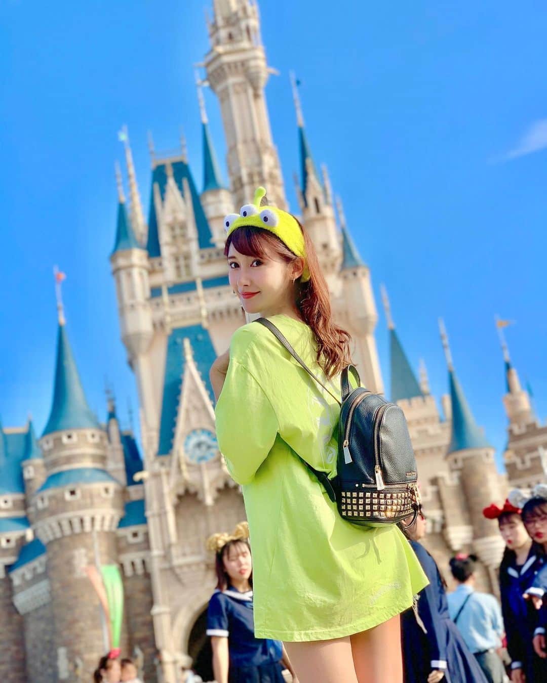 璃子さんのインスタグラム写真 璃子instagram もう上着ないと寒くて歩けない ブランドはタグ付けしてます Tdl Tokyodisneyland ディズニーランド バウンドコーデ ディズニーバウンド トイストーリーコーデ 10月17日 18時40分 Ricopiiine