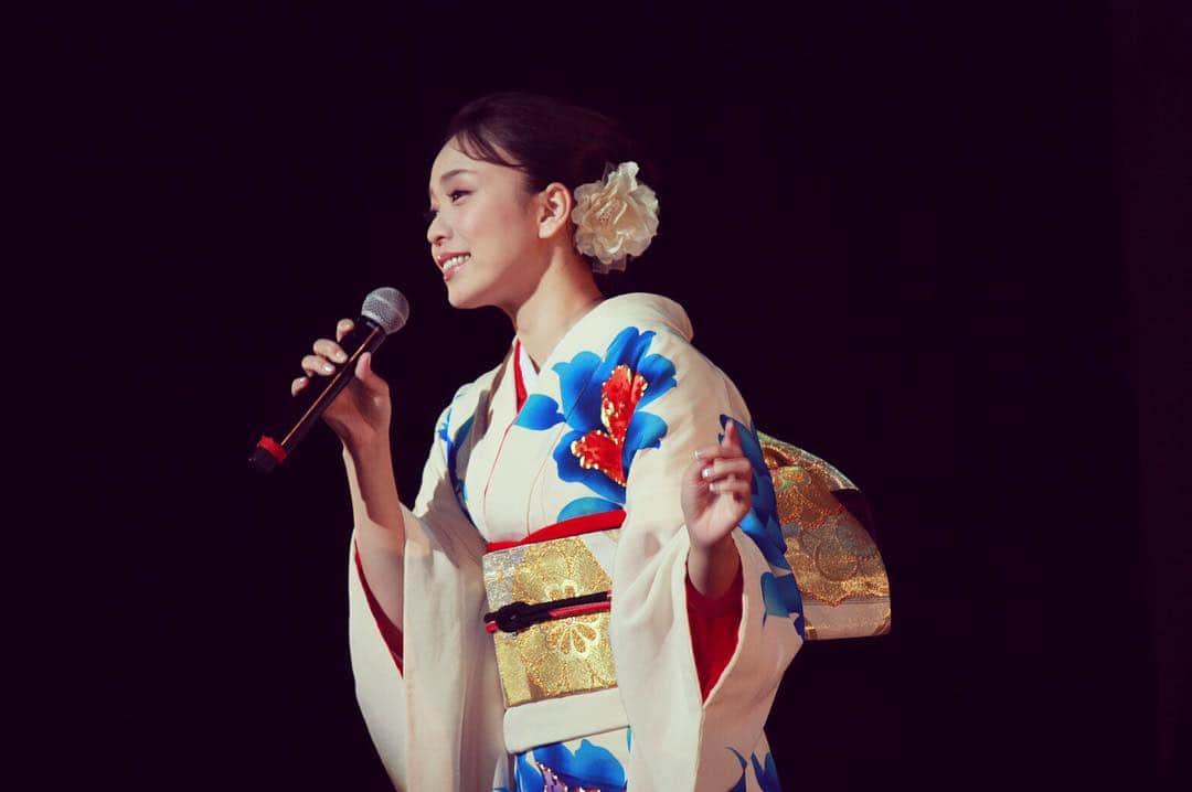 杜このみのインスタグラム：「JA敦賀美方さんのステージ たくさんのお客さまにお会い出来ました♡ #敦賀美方 #ja #歌謡ショー #着物 #振袖」