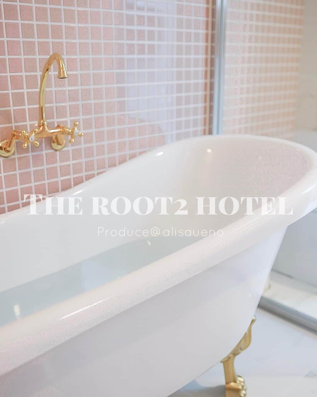 島野ミキさんのインスタグラム写真 - (島野ミキInstagram)「・ ・ 📍the root2 hotel Produce/ @alisaueno ありさちゃんプロデュースのHotel♡ 部屋が8つあって全部雰囲気が違うから 何度泊まっても楽しめちゃう❤️ ここの部屋はピンクのタイルが可愛いお風呂だった🛁😍💕 他の部屋も気になる ⁽⁽٩(๑˃̶͈̀ ᗨ ˂̶͈́)۶⁾⁾ ・ ・ #theroot2hotel#Hotel #root2coffee #root2dining #cafe #restaurant #travel #trip #京都 #カフェ #レストラン #京都カフェ #京都レストラン #京都旅 #京都旅行 #京都ホテル #女子旅 #女子会#旅行好き#旅行好きな人と繋がりたい #国内旅行#cafe#bookingcom#trip#tripadvisor#hotelscom#traveler#travel#lifestyle」10月17日 19時01分 - miki_shimano