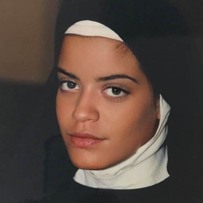 パストール・マルドナドさんのインスタグラム写真 - (パストール・マルドナドInstagram)「Conocen a esta religiosa monjita?  Do you know this religious nun? ————————————————— #nun #monja #niña #my #wife #actriz #movie #fit #girl #love #you #gabytarkany #pastormaldonado #fun #funny #baby 😂😂😍」10月18日 4時54分 - pastormaldo