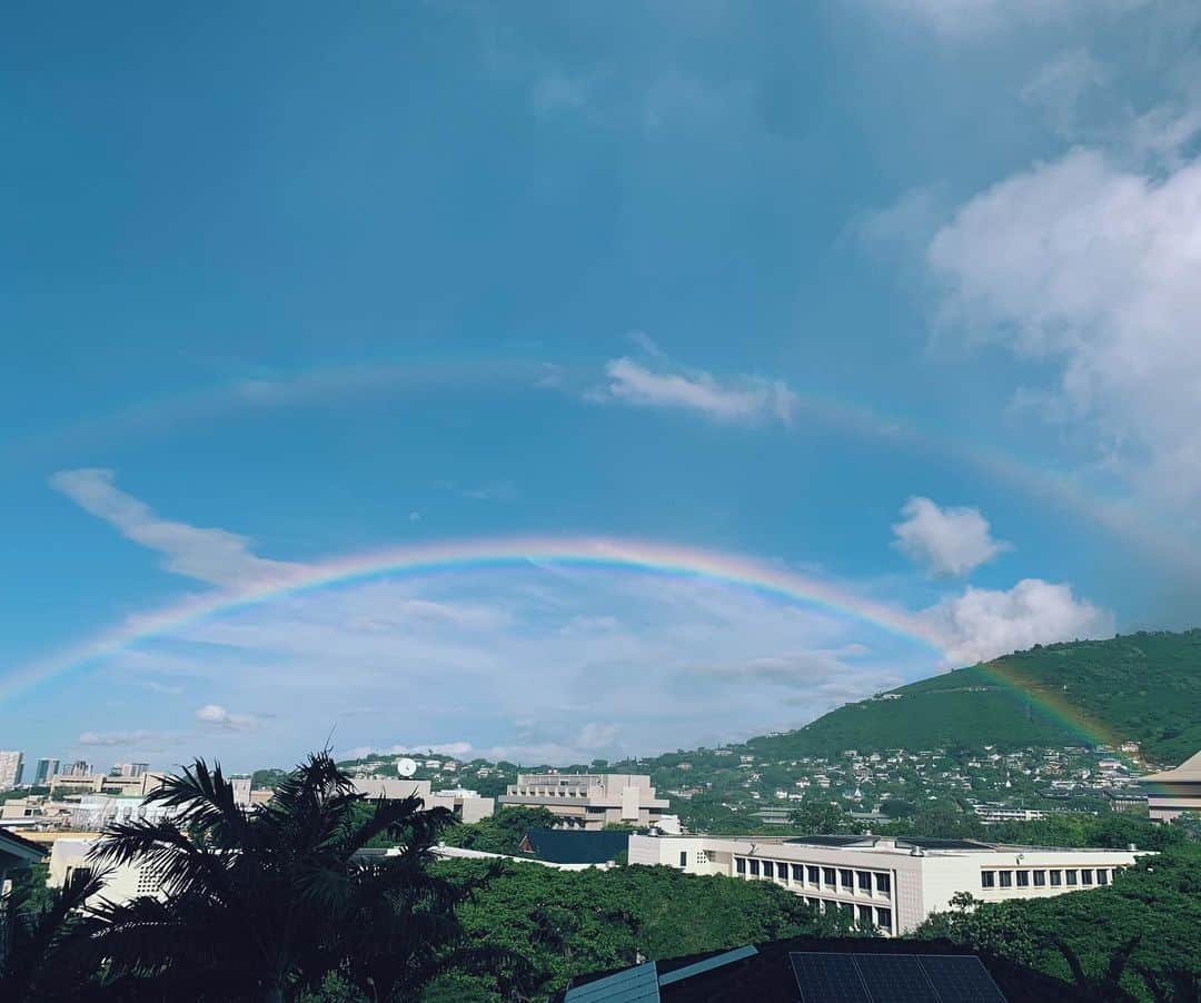 吉川ひなのさんのインスタグラム写真 - (吉川ひなのInstagram)「I’m always with you 🌈」10月18日 5時48分 - hinanoyoshikawa