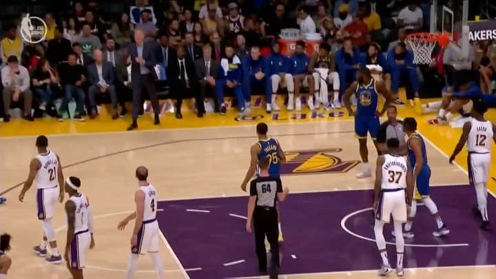 カイル・ロウリーのインスタグラム：「Listen man @markjackson is one of the funniest  commentators there is😂😂😂!!! He said it’s only one player he would trust in a coaches challenge call is the kid of that basketball commercial who hit the ball out of bounds they gave it to his team and he told everyone he hit it out!! Man I’m dying😂😂」