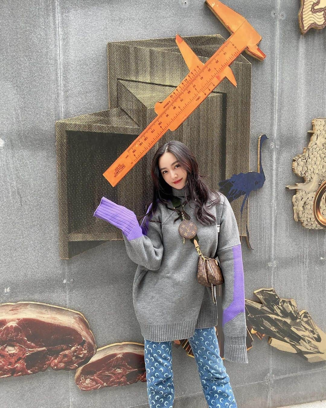 megbabyのインスタグラム：「気づけば毎日ニット🤔🧶🧣」