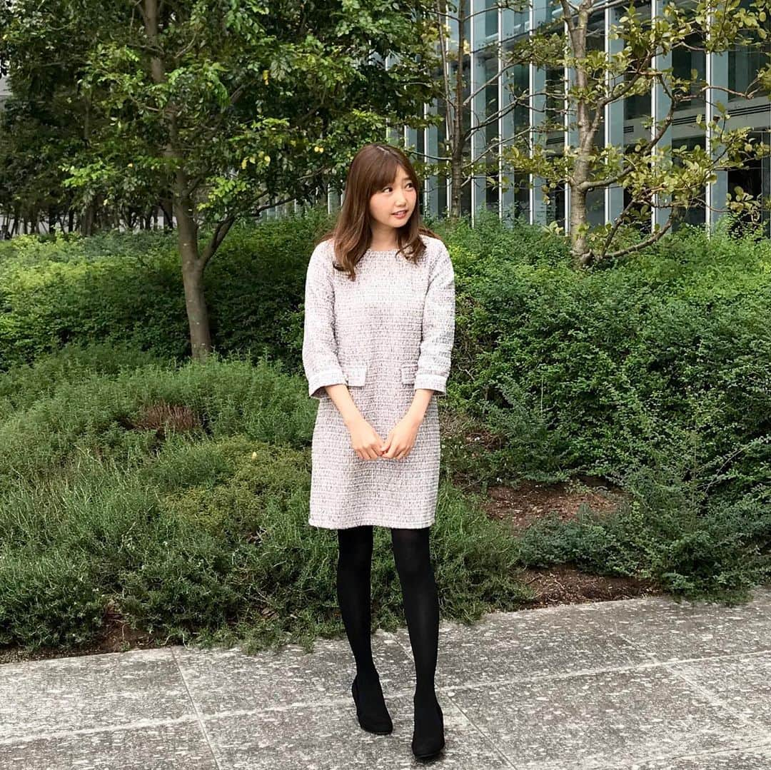 橘珠里さんのインスタグラム写真 - (橘珠里Instagram)「昨日のコーデ👗⠀ ⠀ #tocco ( @tocco_closet )の #ツイードワンピース ♡ ⠀ ⠀ しっかり裏地も付いて、暖かだけどキチンと上品かわいいデザインが気に入っています❤︎ ⠀ ⠀  一気に寒くなってきたので、もうタイツもはいています🌬 ⠀ ⠀ 体調に気をつけて過ごしましょう✨ *----*----*----*----*----* #toccocloset #japanesefashion #toccoのolコーデ #トッコ #トッコクローゼット #ワンピースコーデ #ワンピース #ツイードワンピースコーデ #ツイードワンピ #ツイードワンピース #読者モデル #読モ #大人かわいいコーデ #大人可愛いコーデ #大人フェミニン #大人フェミニンコーデ #デートコーデ #olコーデ #女子会コーデ #きれいめワンピース #ミディアムヘア #タイツコーデ #秋コーデ」10月17日 21時58分 - jurinu