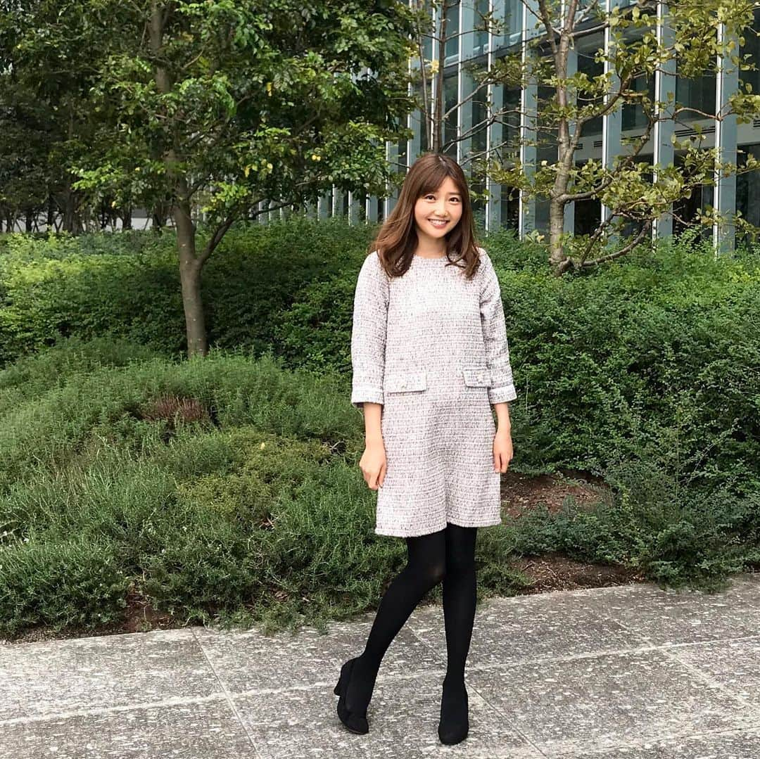 橘珠里さんのインスタグラム写真 - (橘珠里Instagram)「昨日のコーデ👗⠀ ⠀ #tocco ( @tocco_closet )の #ツイードワンピース ♡ ⠀ ⠀ しっかり裏地も付いて、暖かだけどキチンと上品かわいいデザインが気に入っています❤︎ ⠀ ⠀  一気に寒くなってきたので、もうタイツもはいています🌬 ⠀ ⠀ 体調に気をつけて過ごしましょう✨ *----*----*----*----*----* #toccocloset #japanesefashion #toccoのolコーデ #トッコ #トッコクローゼット #ワンピースコーデ #ワンピース #ツイードワンピースコーデ #ツイードワンピ #ツイードワンピース #読者モデル #読モ #大人かわいいコーデ #大人可愛いコーデ #大人フェミニン #大人フェミニンコーデ #デートコーデ #olコーデ #女子会コーデ #きれいめワンピース #ミディアムヘア #タイツコーデ #秋コーデ」10月17日 21時58分 - jurinu