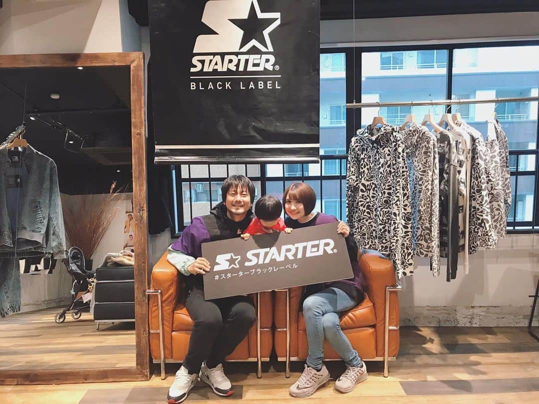 尾崎ナナさんのインスタグラム写真 - (尾崎ナナInstagram)「@starterblacklabel.jp の展示会へ😊 トレーナーやスタジャンなど頼んだよ🌟 早く着たいな〜‼️ 息子は楽しそうにウロチョロしておりました。笑 #startarblacklabel」10月17日 22時10分 - nana._.ozaki