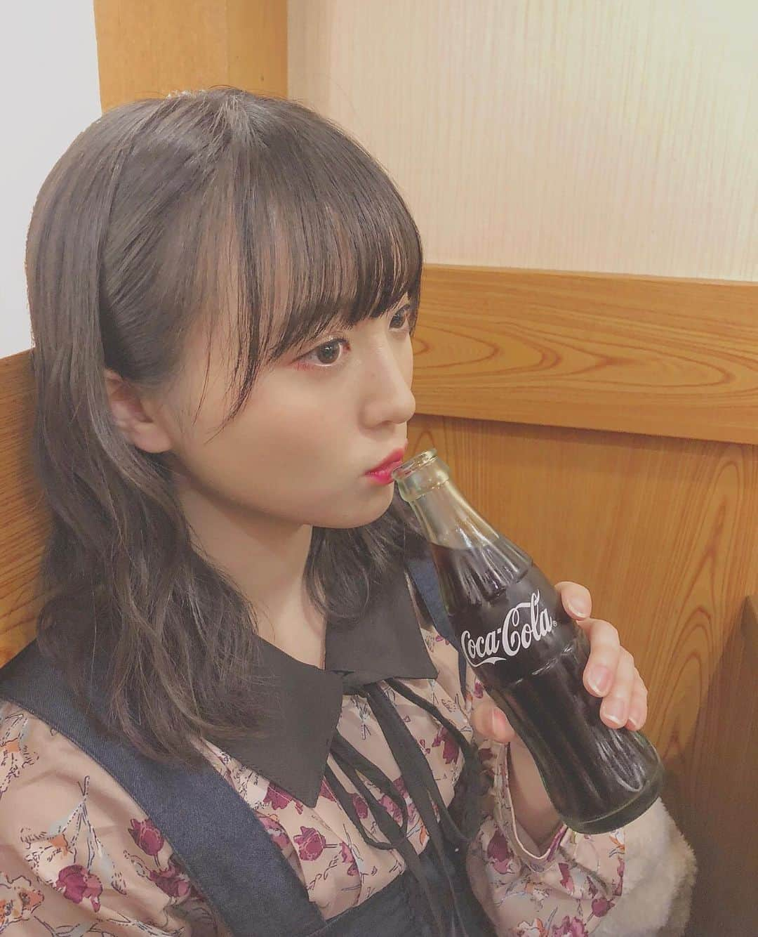 坂口渚沙さんのインスタグラム写真 - (坂口渚沙Instagram)「うどん食べながらコーラ飲んだ😋. . ひたすらコーラ✨✨. . #コーラ.」10月17日 22時41分 - nagisa_sakaguchi