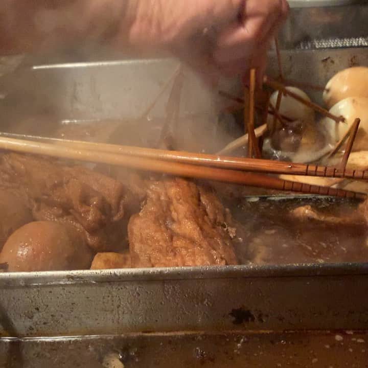 岸本加世子のインスタグラム：「今年初めての三河屋。まだ牡蠣が小さいからと無かったのが残念過ぎました。はんべのフライが最高でした。#静岡おでん#三河屋」