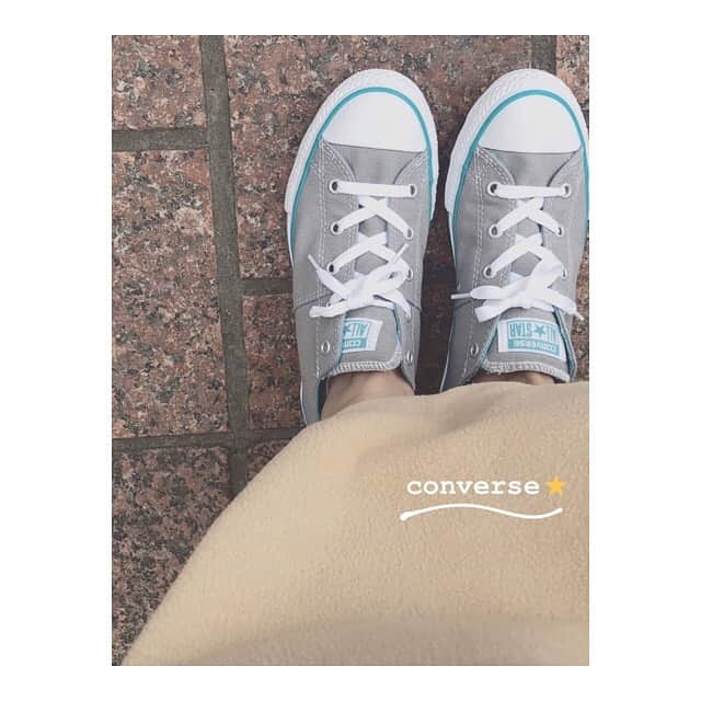 のインスタグラム：「おにゅ〜のコンバース。👟﻿ ﻿ そして、おにゅ〜のワンピ☺︎﻿ メンバーに熊みたいって言われた🧸笑﻿ ﻿ #ootd #fashion #えじこーで #milkfed #milkfedjp #converse #ゆるだぼ #フリース #ワンピース」