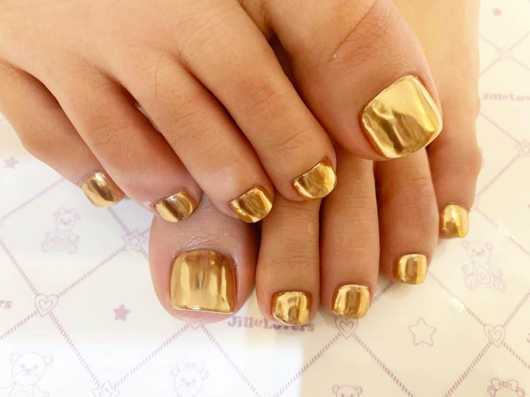 Jill&Loversさんのインスタグラム写真 - (Jill&LoversInstagram)「💛 #jillandlovers #nail #nailart #paragel #gelneil#gel #ネイル #ネイルアート #me #look #love #かわいい#フットネイル」10月17日 23時29分 - jillandlovers