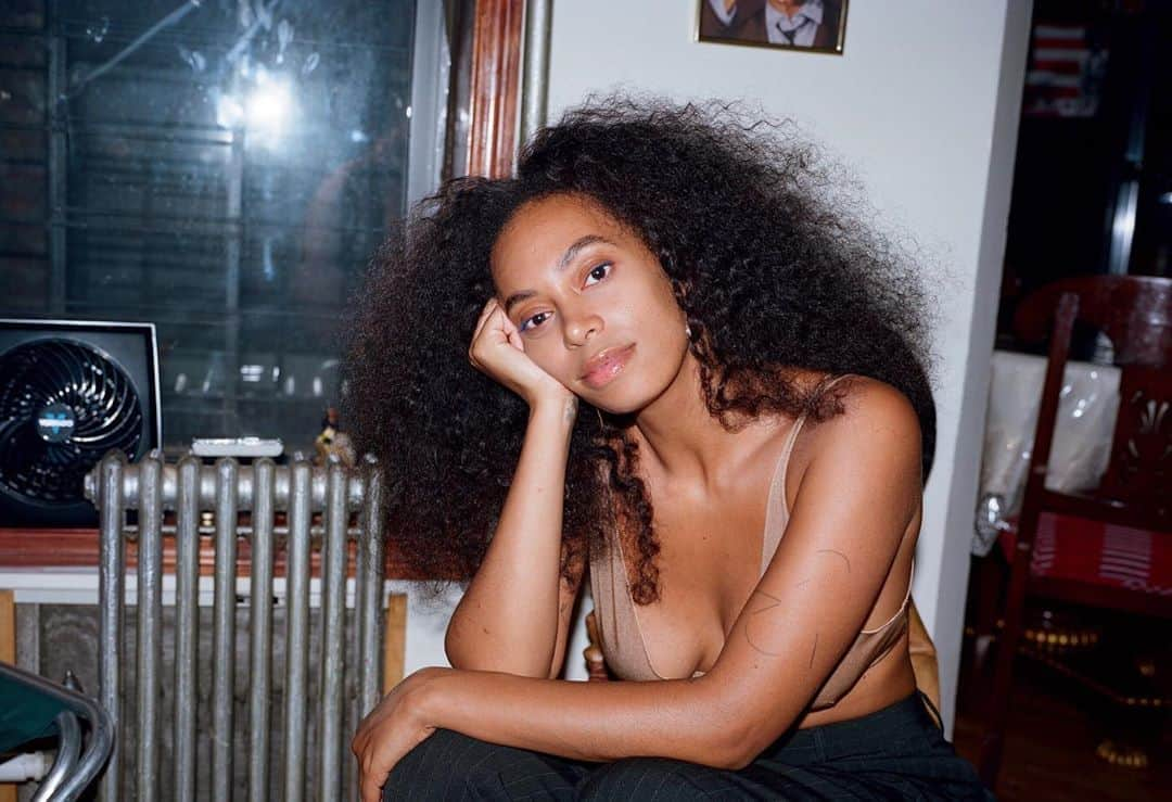 ソランジュさんのインスタグラム写真 - (ソランジュInstagram)「🖤」10月18日 1時18分 - solangeknowles