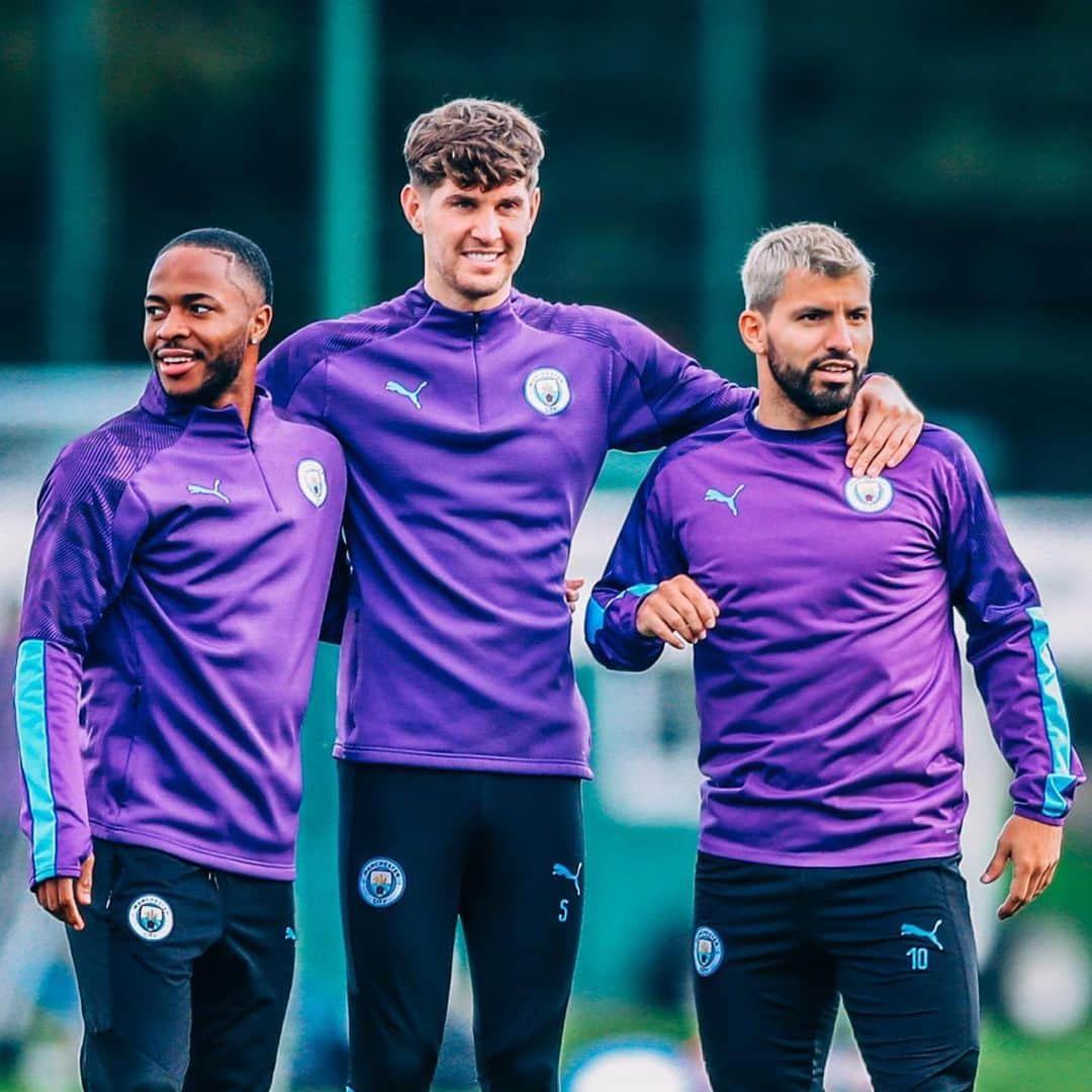 マンチェスター・シティFCさんのインスタグラム写真 - (マンチェスター・シティFCInstagram)「Back together and it feels so good 🙌😆⠀ ⠀ #ManCity」10月18日 3時05分 - mancity