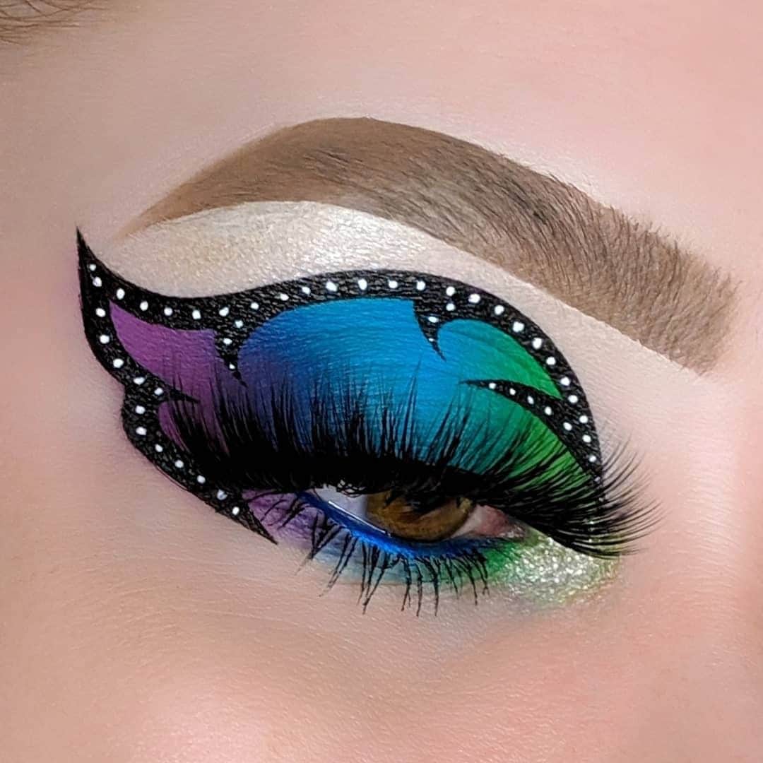 NYX Cosmeticsさんのインスタグラム写真 - (NYX CosmeticsInstagram)「Butterfly effect 🦋 @_aimee.k_ achieves this intricate #EOTD using our White Liquid Liner ✨ || #inspo @courts.makeup  #nyxcosmetics #nyxprofessionalmakeup #crueltyfreebeauty」10月18日 2時59分 - nyxcosmetics