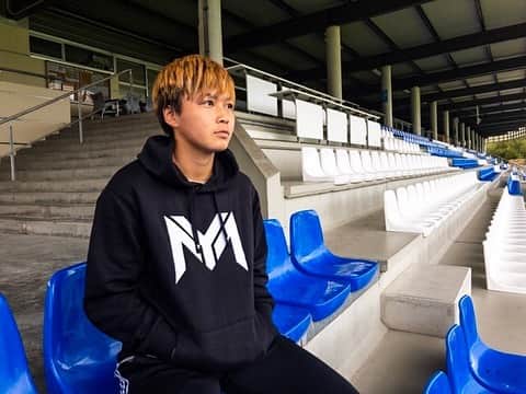 山本摩也のインスタグラム：「. Muchas gracias @aspuntadas por esta sudadera ESPECTACULAR!!🔝 Personaliza la tuya en www.customizaShop.com  自身のオリジナルロゴを使用したパーカー @aspuntadas,素晴らしい製品をありがとう！これを着て、誰にも真似出来ない自分を創り出す🔥」