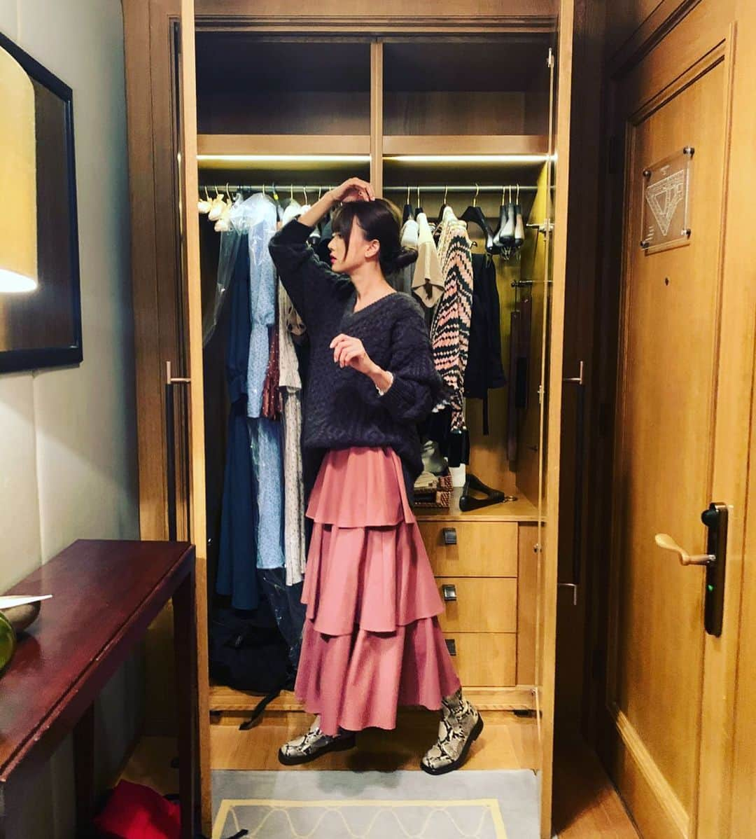 ヨンアさんのインスタグラム写真 - (ヨンアInstagram)「closet🦋」10月18日 15時32分 - youn1029