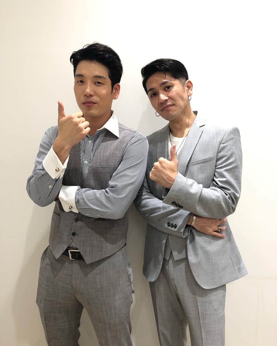 TALAさんのインスタグラム写真 - (TALAInstagram)「. 昨日は250ライブを池袋サンシャインにて行わせていただきました‼️. お足元の悪い中、観に来て下さった皆さん‼️ありがとうございました🙇‍♂️🙏. . 久しぶりにチャンミンくんと歌えて楽しかったです‼️. ソンモくん不在は寂しかったですが…. 次回は必ず全員集合で‼️. . 本当にありがとうございました‼️. . #250 #live #池袋サンシャイン」10月18日 13時08分 - deep_taka