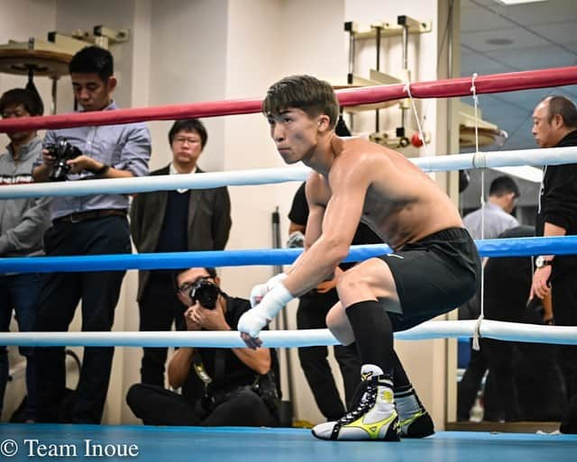 井上尚弥さんのインスタグラム写真 - (井上尚弥Instagram)「10月18日公開練習🥊 11.7に最高のコンディションでリングに上がる準備はもう出来てるよ🔥 写真提供　@finito22  #井上尚弥 #wbss #決勝」10月18日 23時43分 - naoyainoue_410