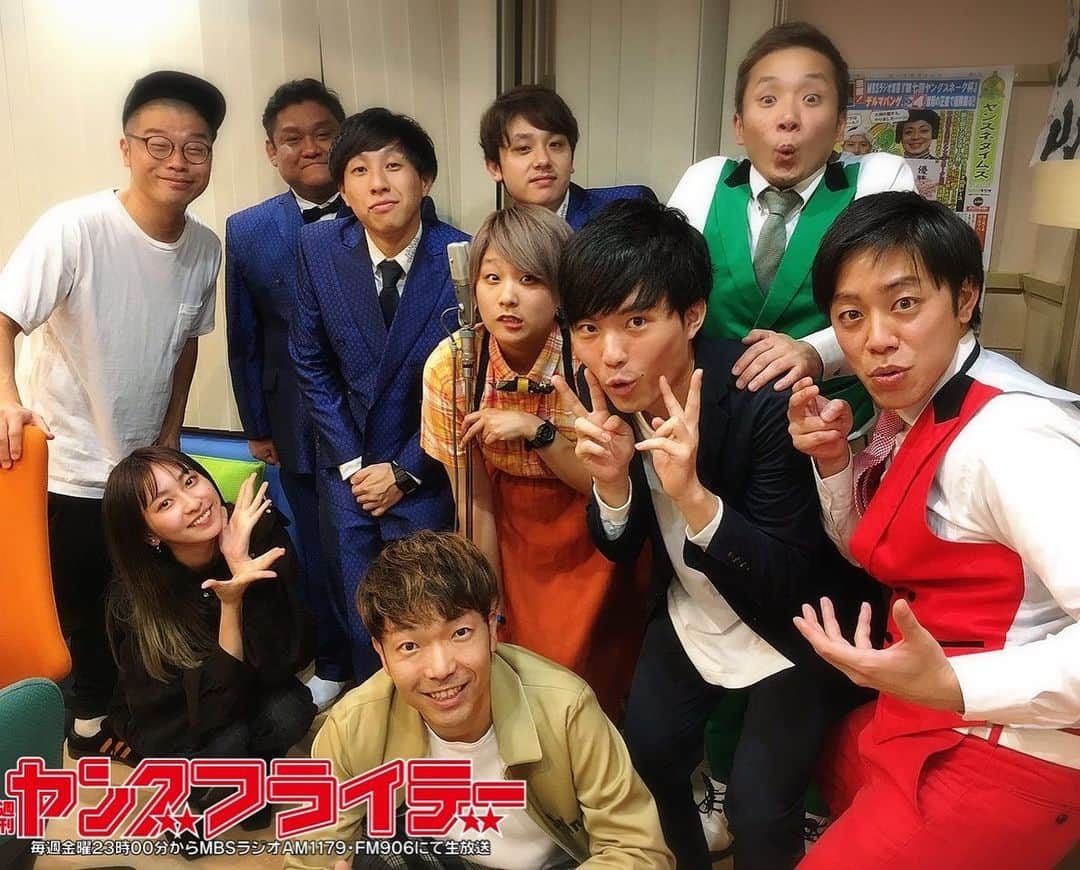 のインスタグラム：「「アキナの週刊ヤングフライデー」 ヤングスネーク杯への道 10月度1位なれました！！！！ 今年も本選出れます！ アキナさん、Juice=Juice植村あかりさんありがとうございます！！！ 最近高3の時ぐらい頬こけてきた！  #アキナの週刊ヤングフライデー #ヤンフラ  #アキナ さん #juicejuice  #植村あかり さん #キャタピラーズ さん #なにわスワンキーズ さん #いなかのくるま」