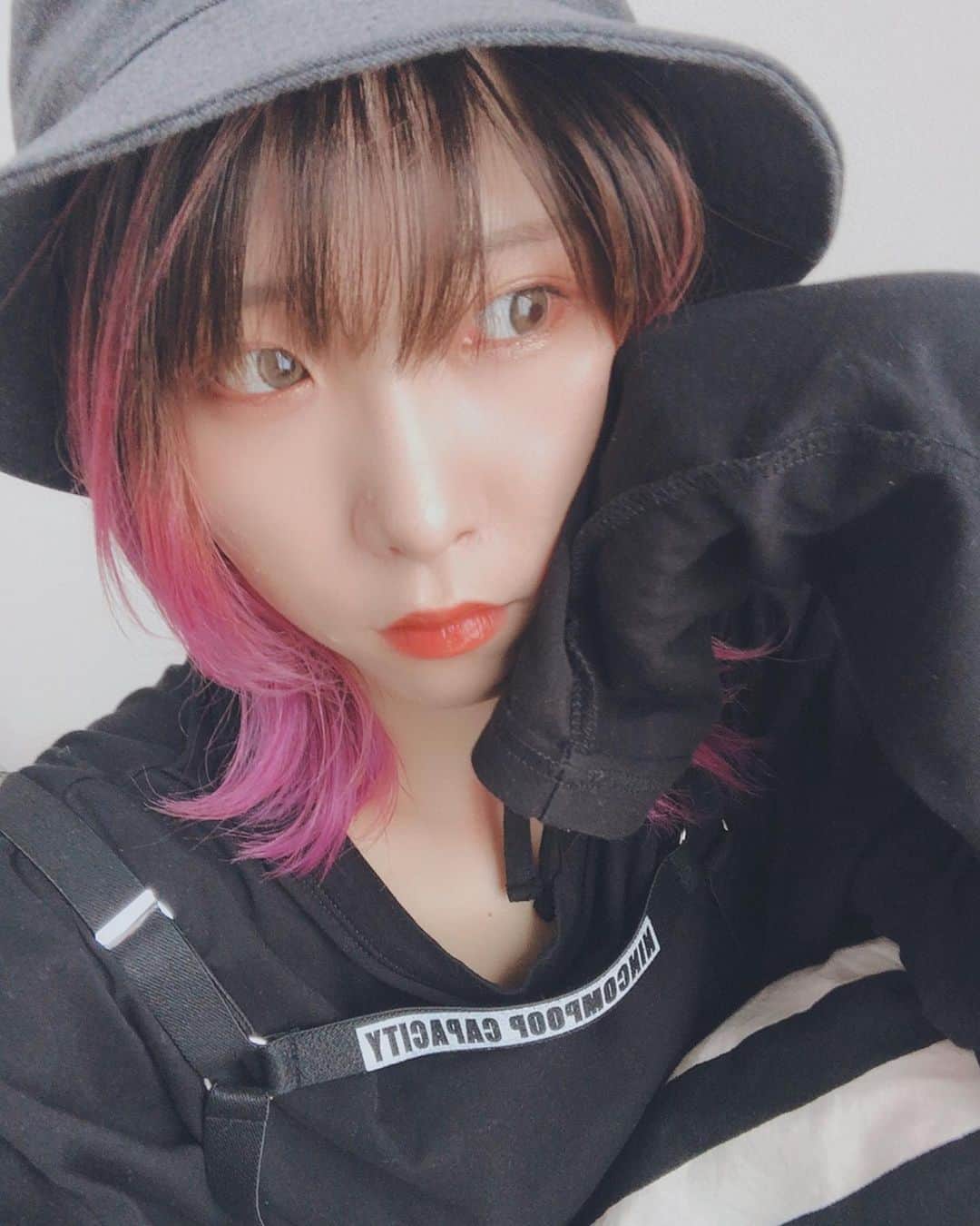 のインスタグラム：「orange make🍊  #makeup」