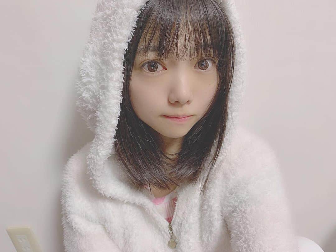 のインスタグラム：「もう寒いからジェラピケ調達した🥰 . . #ジェラピケ #gelatopique #パジャマ #部屋着 #冬 #もこもこ #ピンク #ホワイト #pink #white #instagood #followｍe」