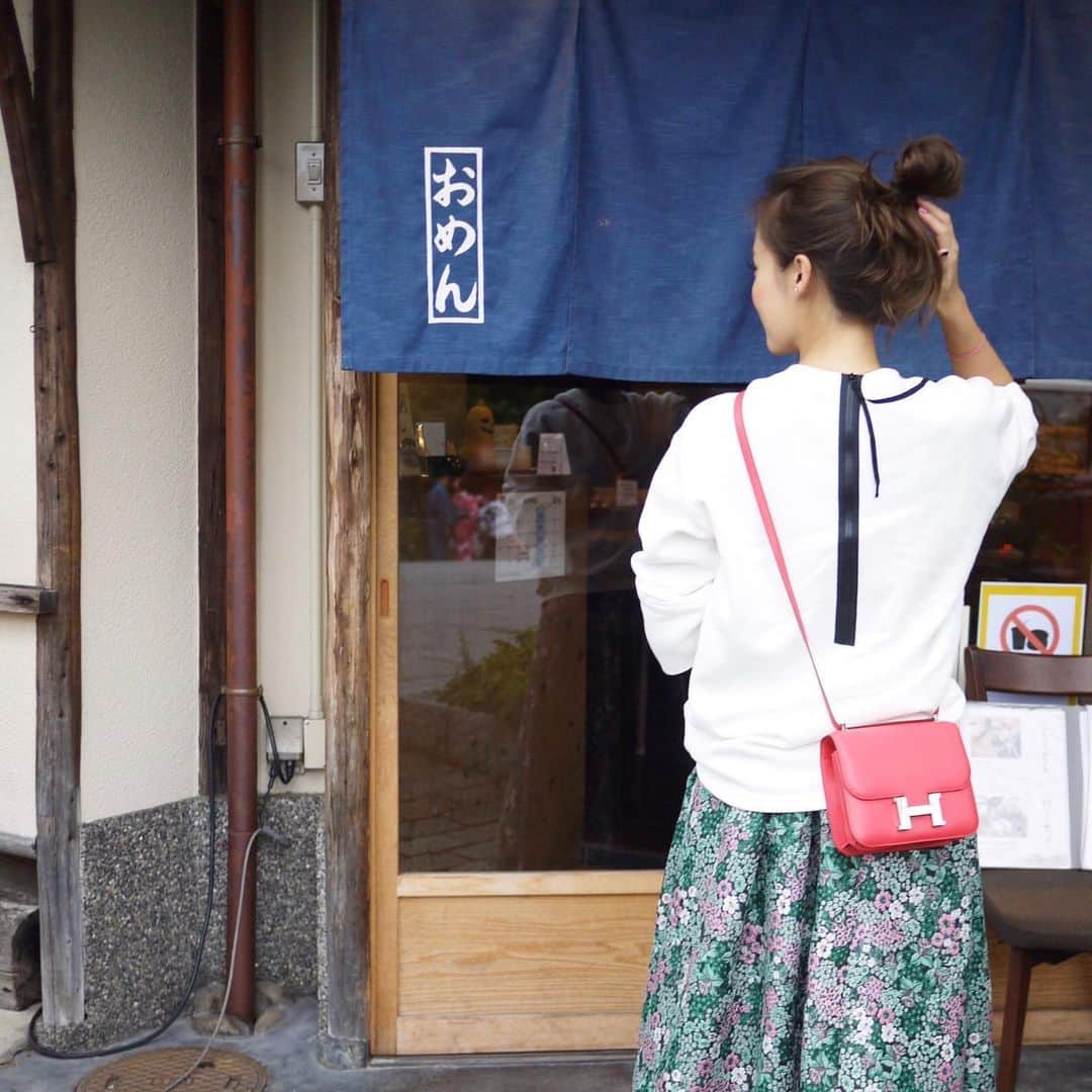Risako Yamamotoさんのインスタグラム写真 - (Risako YamamotoInstagram)「京都へ🍁 ランチは大好きな、おめんでおうどん🥢 ・ お薬味の種類が豊富で、野菜しっかり食べれた感😋🥕 ・ #京都ランチ #京都 #kyoto #おめん」10月18日 17時47分 - risako_yamamoto