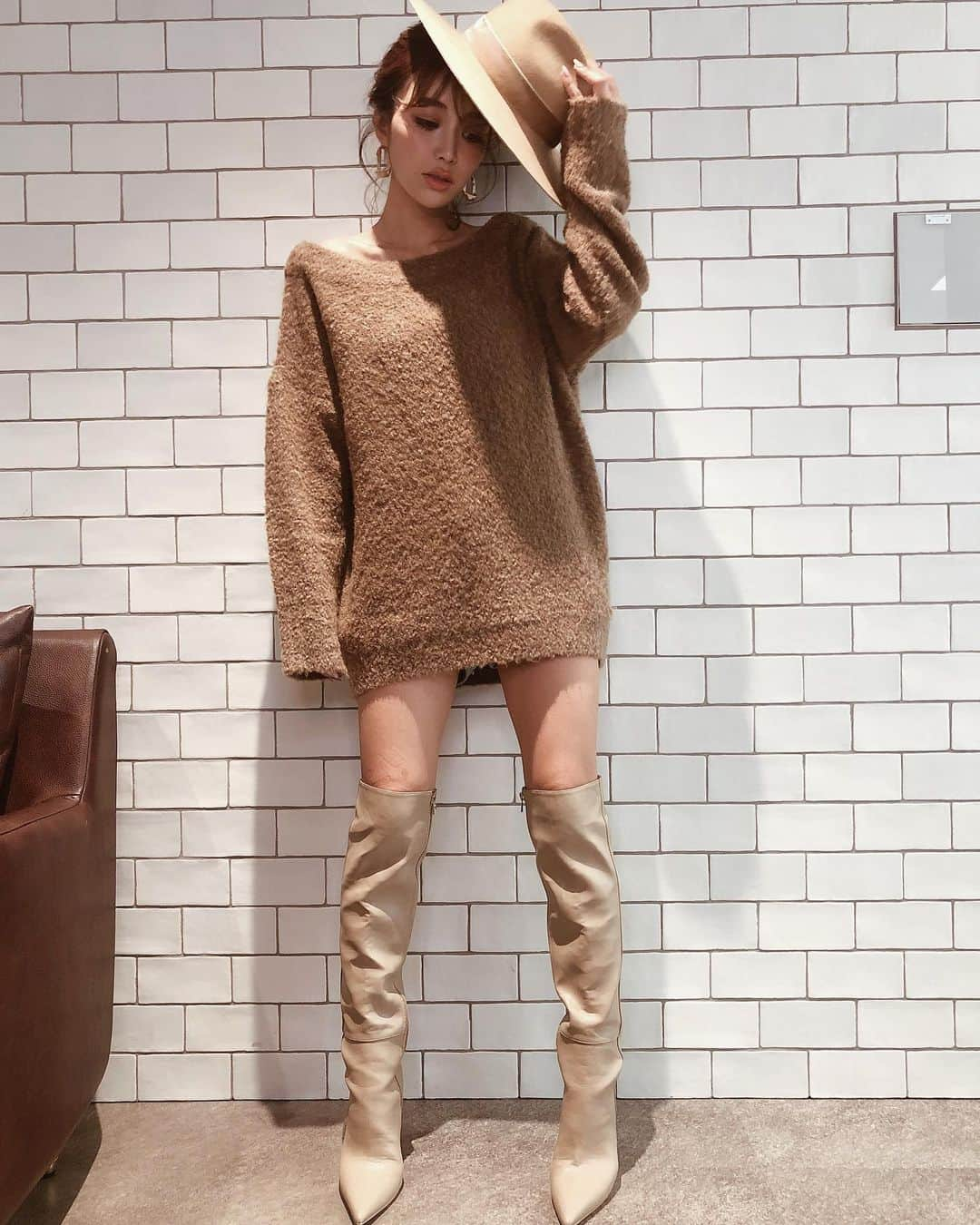 梯真奈美さんのインスタグラム写真 - (梯真奈美Instagram)「昨日の私服🧸 ロングブーツの季節だ👢 #私服 #もこもこ #eimy #eimyistoire」10月18日 18時12分 - official_manami