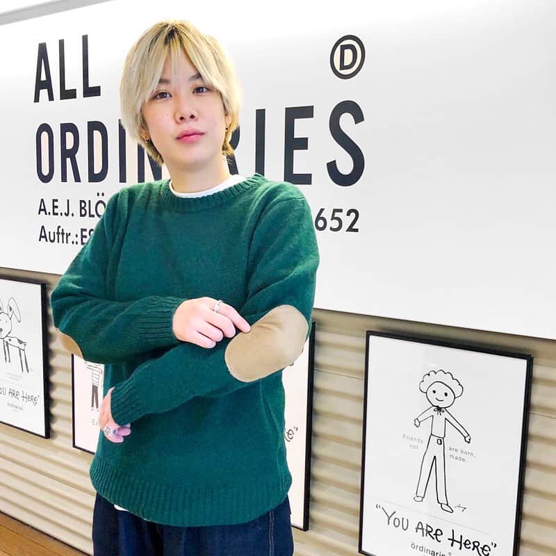 のインスタグラム：「毎年大人気のALL ORDINARIESの肘当てニットのが店頭にも入荷しましたよ😊🌈﻿ ベーシックな色合いで男女問わず、年齢問わず飽きのこないニットです👍✨﻿ ﻿ 【肘当て付クルーニット】¥9,000+税﻿ ﻿ そして🧡﻿ 本日より札幌ステラプレイス店では《ごばぽ》でお馴染みのイベント開催中です🙌💕﻿ (開催期間10/18〜10/22)﻿ JRタワースクエアカードご利用、ご提示でポイントが通常の5倍に👀✨﻿ ﻿ ぜひ、お得なこの期間にお越し下さい🤗﻿ ﻿ #allordinaries #オールオーディナリーズ #池袋パルコ #札幌ステラプレイス #マークイズみなとみらい #ルミネ立川 #柏高島屋ステーションモール #タカシマヤゲートタワーモール#zozotown #肘当て #ニット #エルボーパッチ #セーター #秋コーデ#ごばぽ」