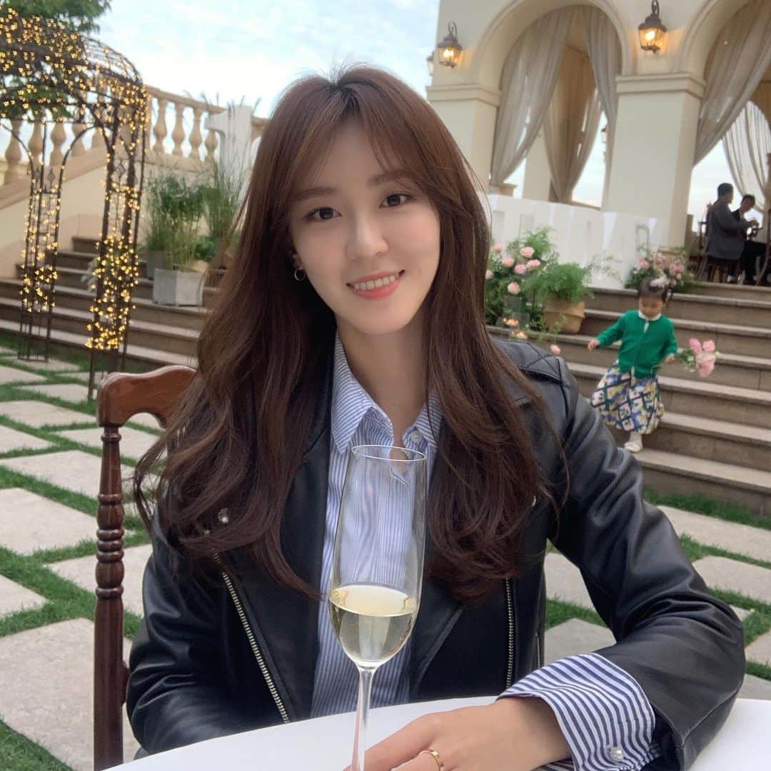 オ・ヨンギョン のインスタグラム：「소율이 첫 생파에서💕 소율아 생일축하해🎂🎉」