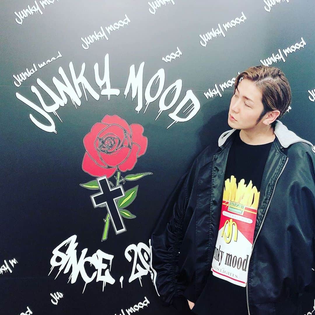 ミッチーのインスタグラム：「🍟Junkymood🚬 @junkymood」