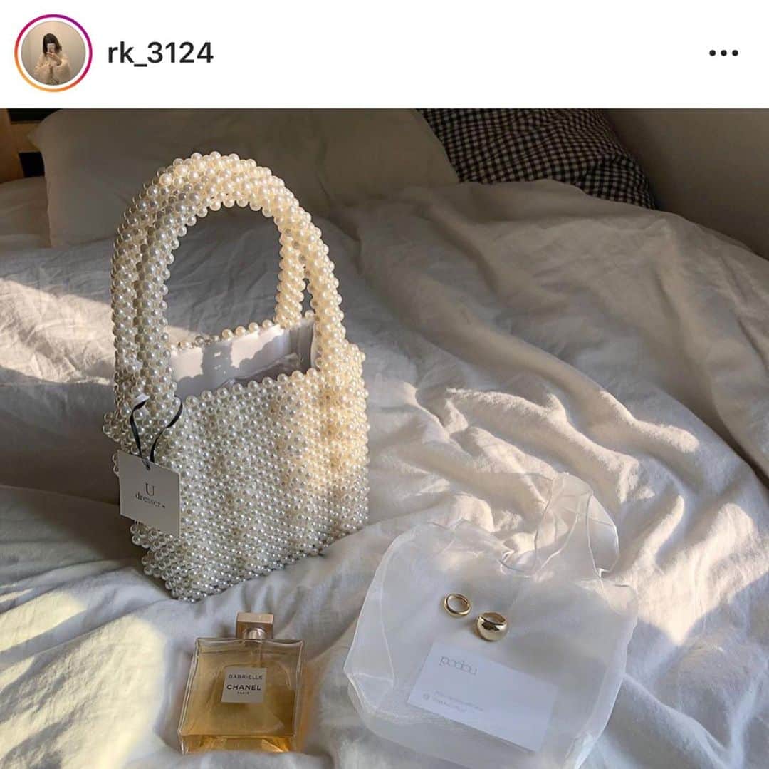 PRESSさんのインスタグラム写真 - (PRESSInstagram)「ミニバッグにトートの組み合わせ👛や﻿ ミニバッグひとつでお出かけする 小さめバッグが最近の主流♡﻿ ﻿ 秋冬にぴったりのデザイン・素材の﻿ アイテムたちをご紹介します🎃﻿ ﻿ ﻿ —————————————————— ㅤ﻿ ﻿ お気に入りの写真に @pressblog #pressblog をㅤ﻿ タグ🏷して投稿してください♡﻿ PRESS公式アカウントでㅤ﻿ あなたのアカウントをご紹介致します! ㅤ﻿ ㅤ﻿ ——————————————————﻿ ﻿ ﻿ #ミニバッグ #バッグ #秋服 #2019aw #2019秋 #秋コーデ #おしゃれさんと繋がりたい #ファッションコーデ #コーディネート #今日のコーデ #洋服好きな人と繋がりたい #おしゃれ #ヴィンテージ #오오티디 #ootd #黒宮れい #ショルダーバッグ #ハンドバッグ」10月18日 19時22分 - press.inc